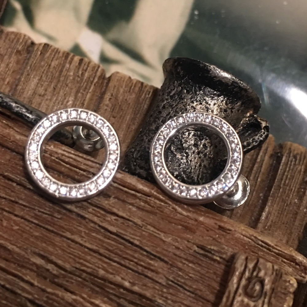 Silver/QZ Circle Studs
